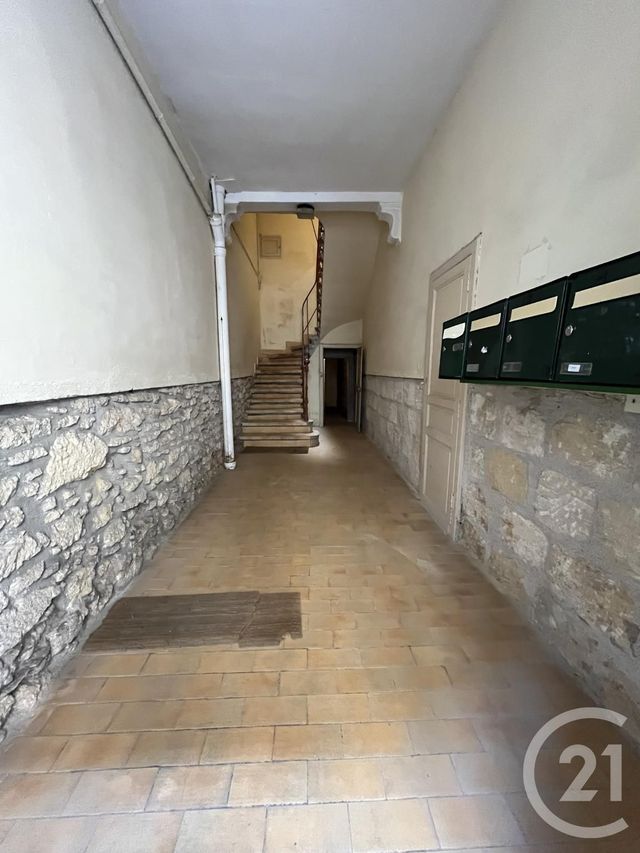 Appartement T2 à vendre - 3 pièces - 55.48 m2 - PIGNAN - 34 - LANGUEDOC-ROUSSILLON - Century 21 Agi Immobilier